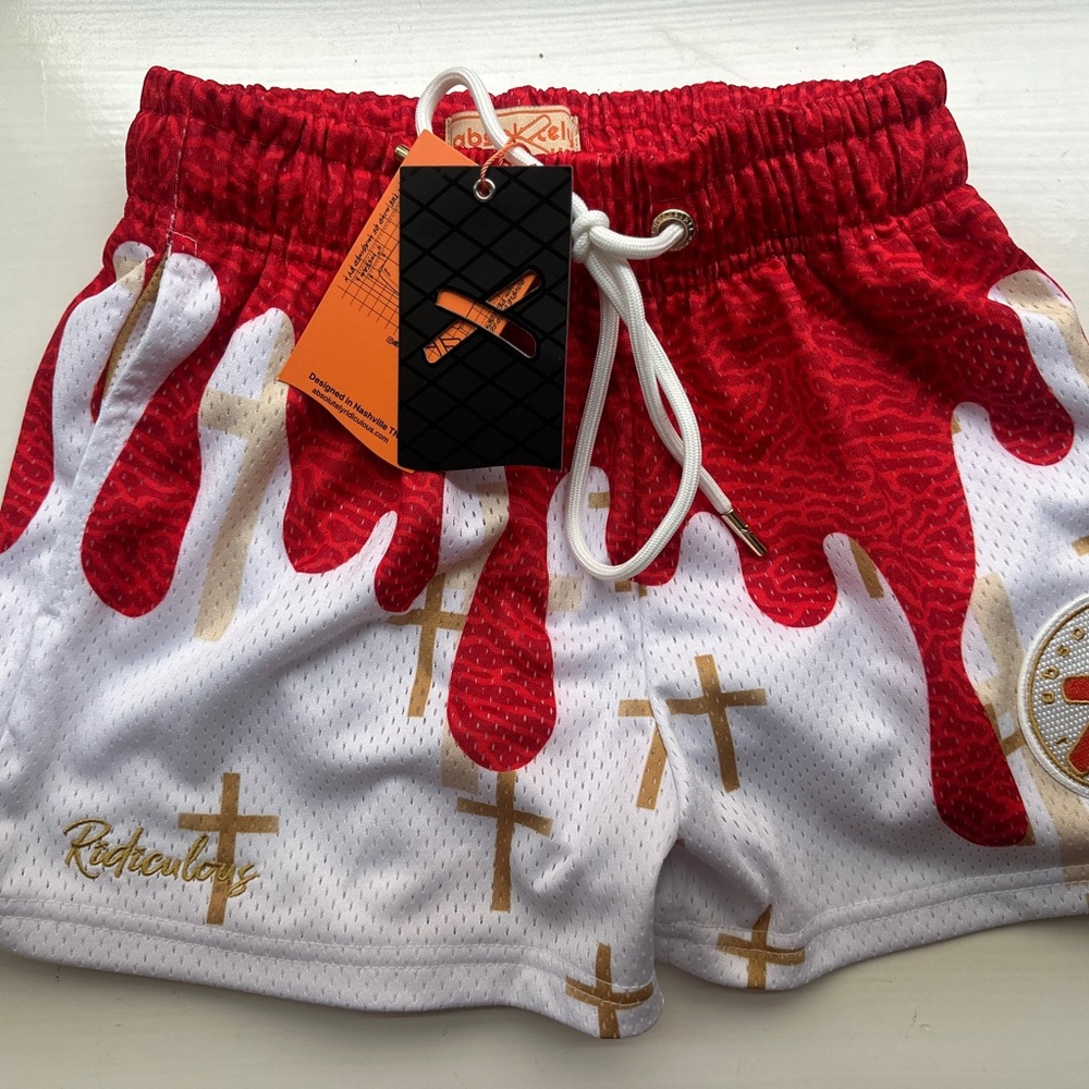 NEW WITH TAGS Absolutely Ridiculous boys Youth Medium Resurrection Shorts ARIA